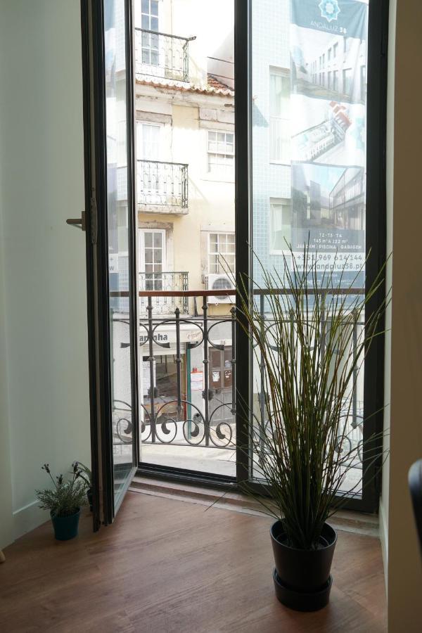 Marques Modern Art Apartment Lisbon Exterior photo